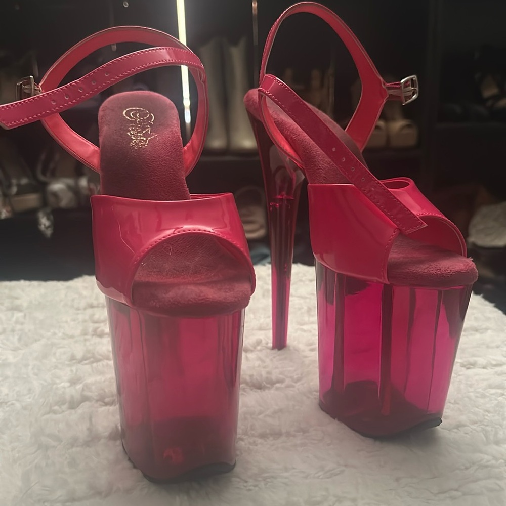Pink patent leather pleaser 8 inch heels